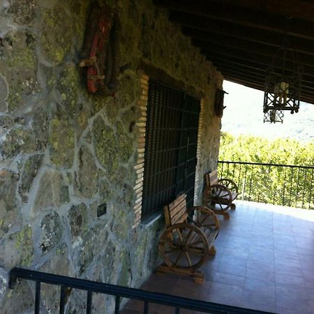Casa Rural Apartamento Las Malpicas Navaconcejo Bagian luar foto