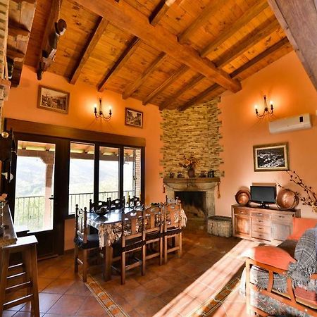 Casa Rural Apartamento Las Malpicas Navaconcejo Bagian luar foto