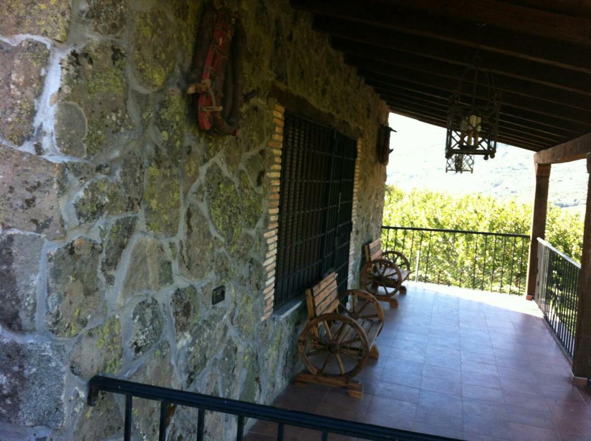 Casa Rural Apartamento Las Malpicas Navaconcejo Bagian luar foto