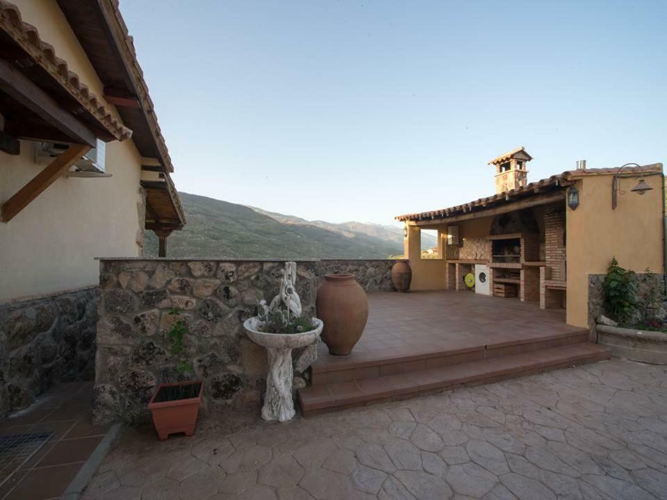 Casa Rural Apartamento Las Malpicas Navaconcejo Bagian luar foto