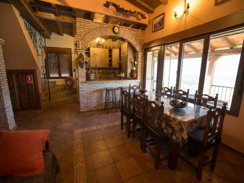 Casa Rural Apartamento Las Malpicas Navaconcejo Bagian luar foto